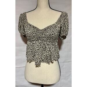 URBAN OUTFITTERS sz S leopard print off shoulder stretch peplum crop top shirt